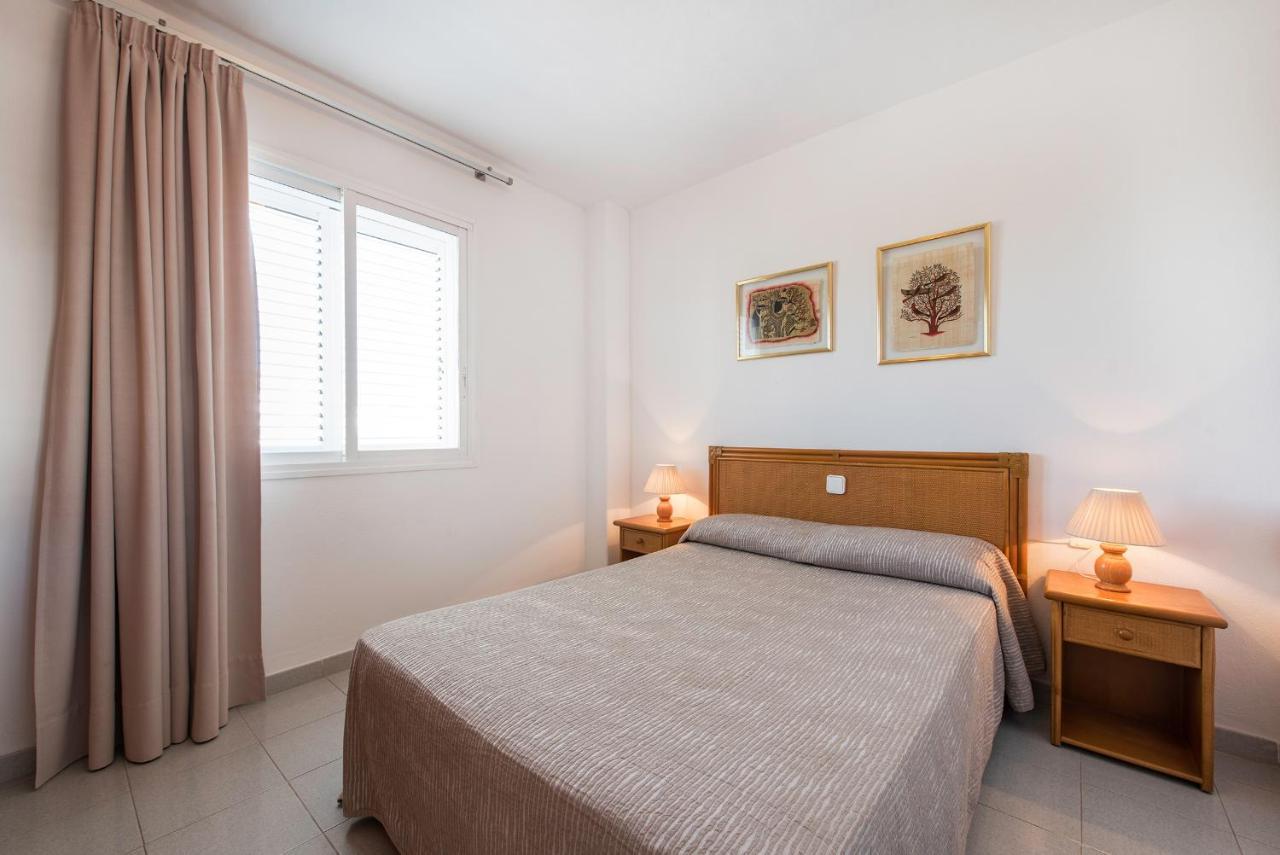 Apartamentos Es Cane เอสกานา ภายนอก รูปภาพ