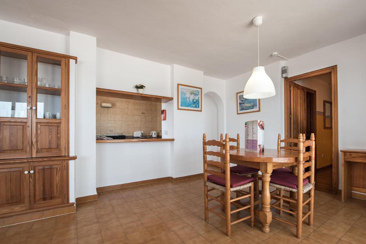 Apartamentos Es Cane เอสกานา ภายนอก รูปภาพ